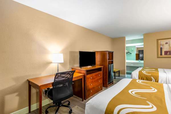  - Quality Inn Quincy - I-10, Exit 181