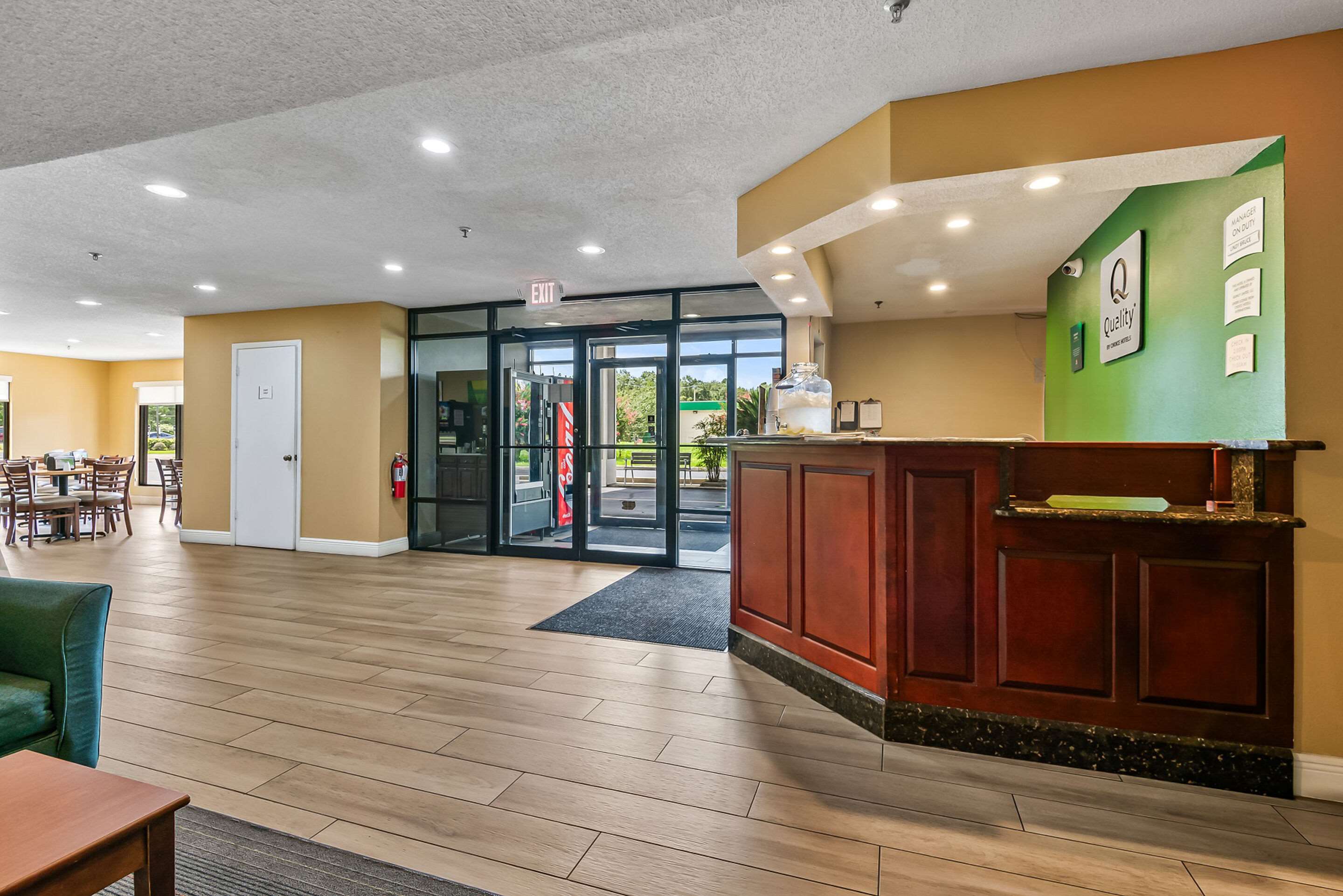 Front desk | Quality Inn Quincy - Tallahassee West