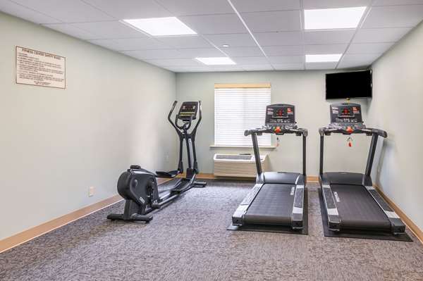 Fitness/ Exercise Room - Suburban Studios Hammond