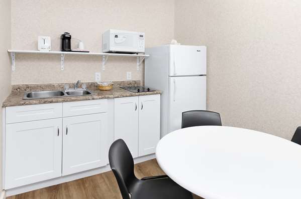  - SureStay Hotel by Best Western Rossland