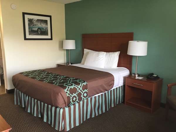  - SureStay Hotel by Best Western Bowling Green - I-65, Exit 28