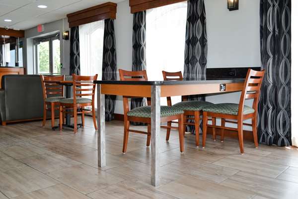  - SureStay Hotel by Best Western Bowling Green - I-65, Exit 28