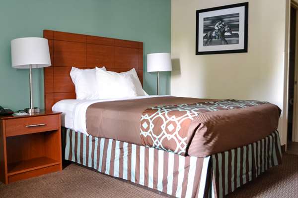  - SureStay Hotel by Best Western Bowling Green - I-65, Exit 28