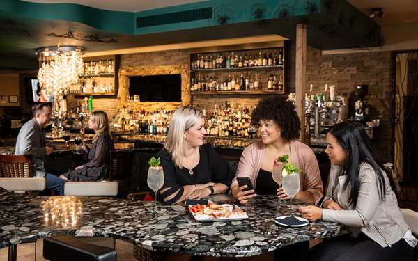  - Varscona Hotel On Whyte Edmonton