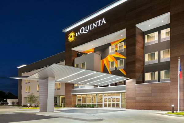 Exterior view - La Quinta Inn & Suites North College Station