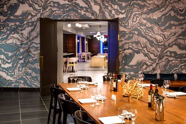 Restaurant - Hilton Garden Inn Redmond