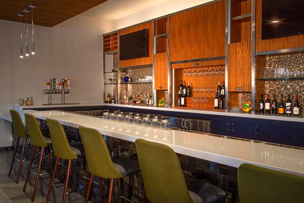 Bar - Hilton Garden Inn Redmond