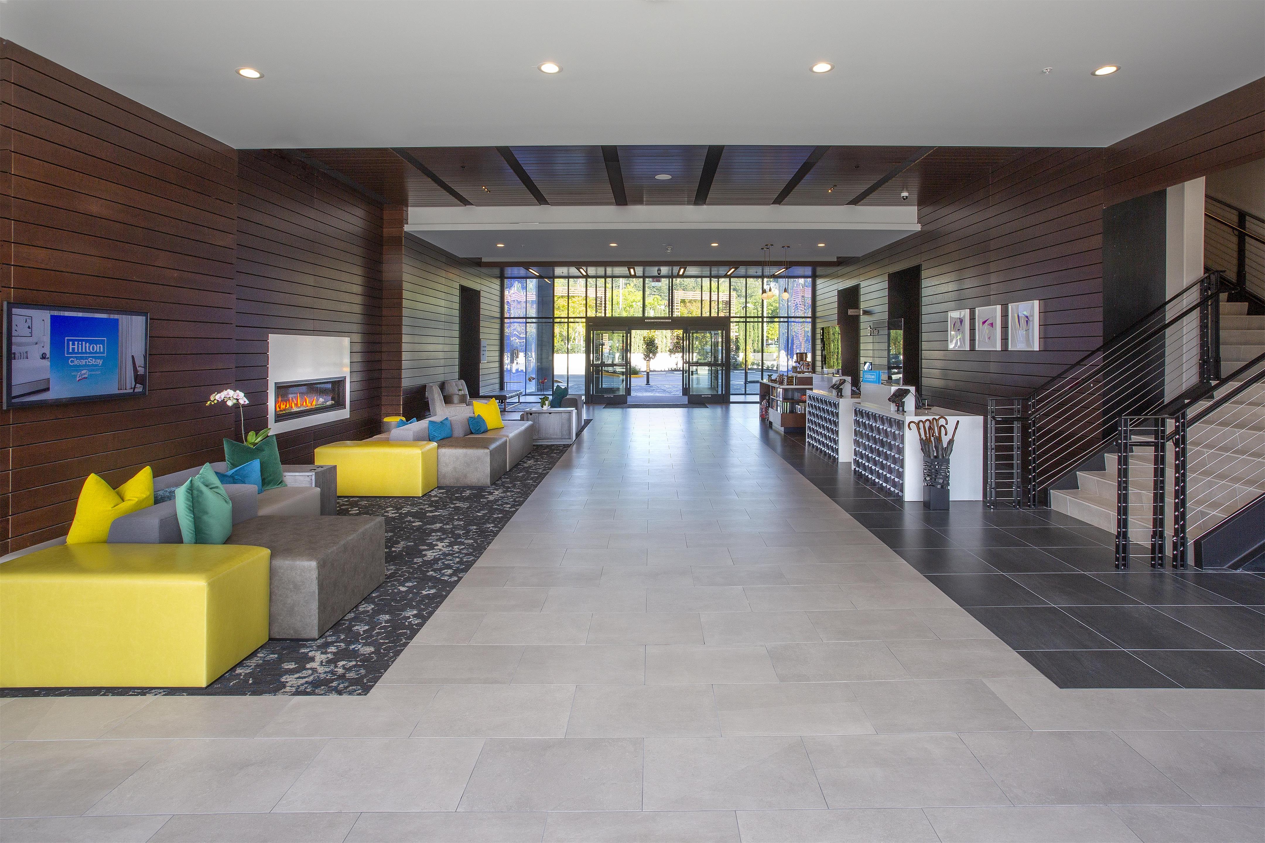 Reception | Hilton Garden Inn Redmond Seattle
