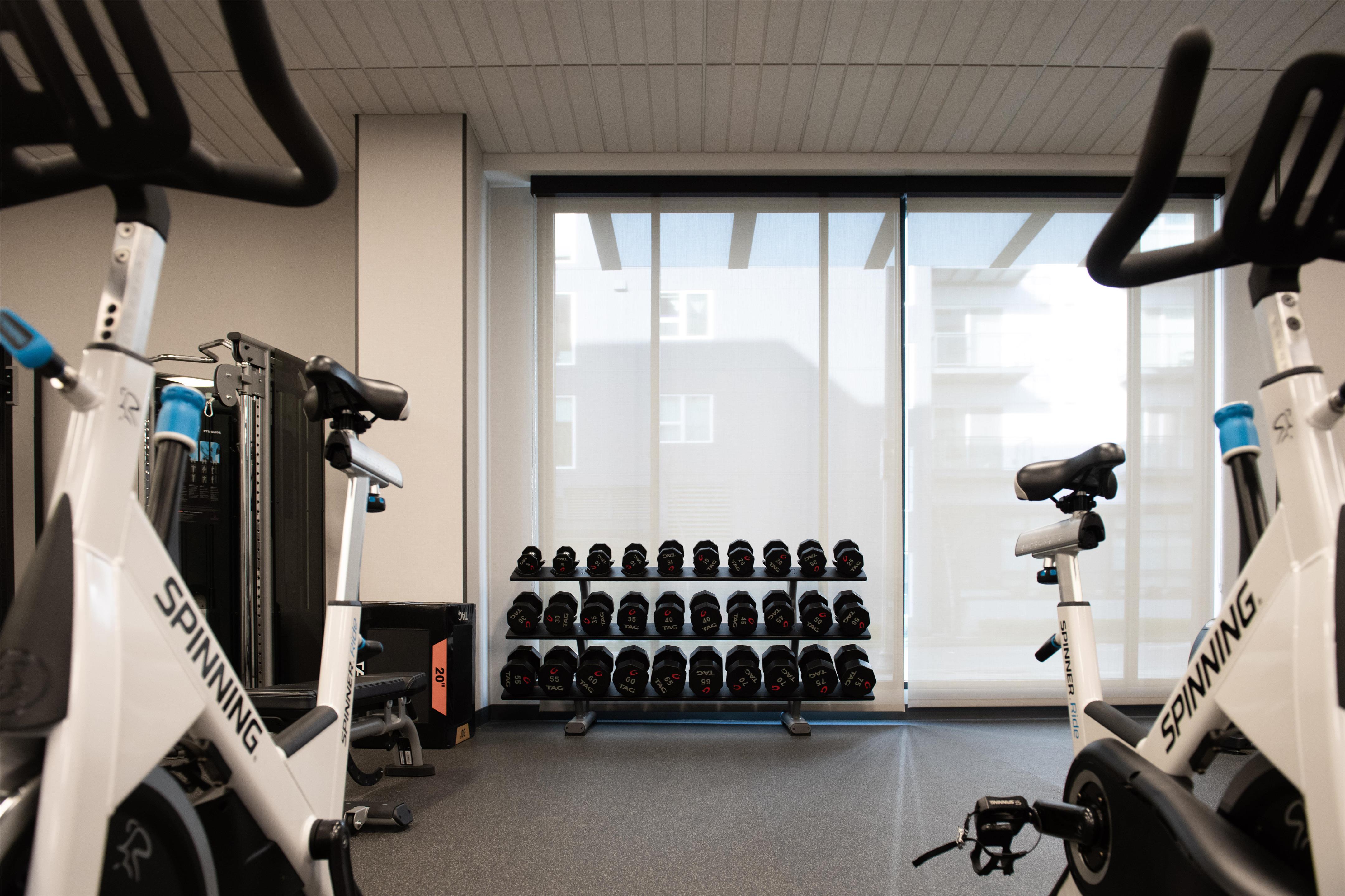 Health club fitness center gym | Hilton Garden Inn Redmond Seattle