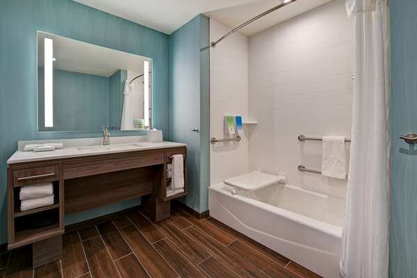  - Home2 Suites by Hilton Atascadero
