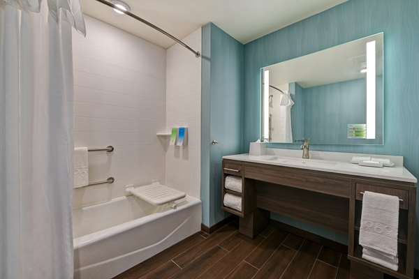  - Home2 Suites by Hilton Atascadero