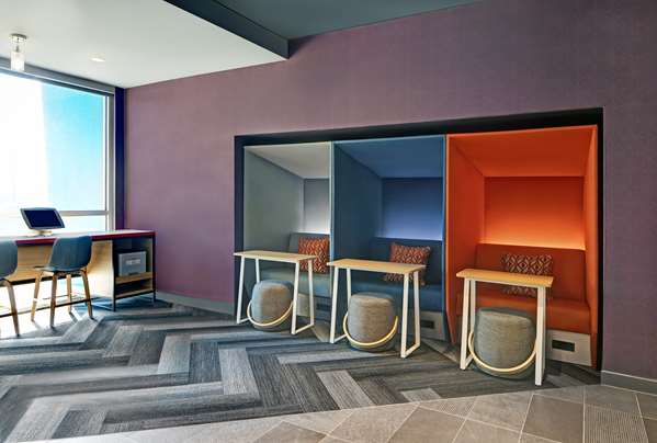  - Tru by Hilton West Knoxville - I-40 & I-75, Exit 374