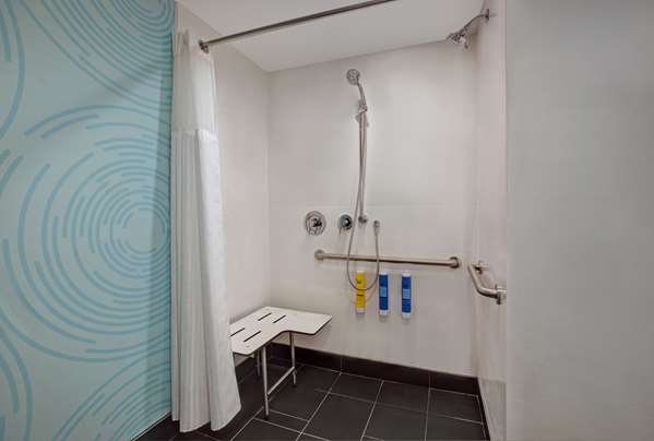  - Tru by Hilton West Knoxville - I-40 & I-75, Exit 374