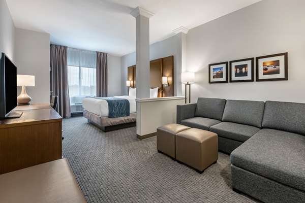Suite - Comfort Suites Stuart
