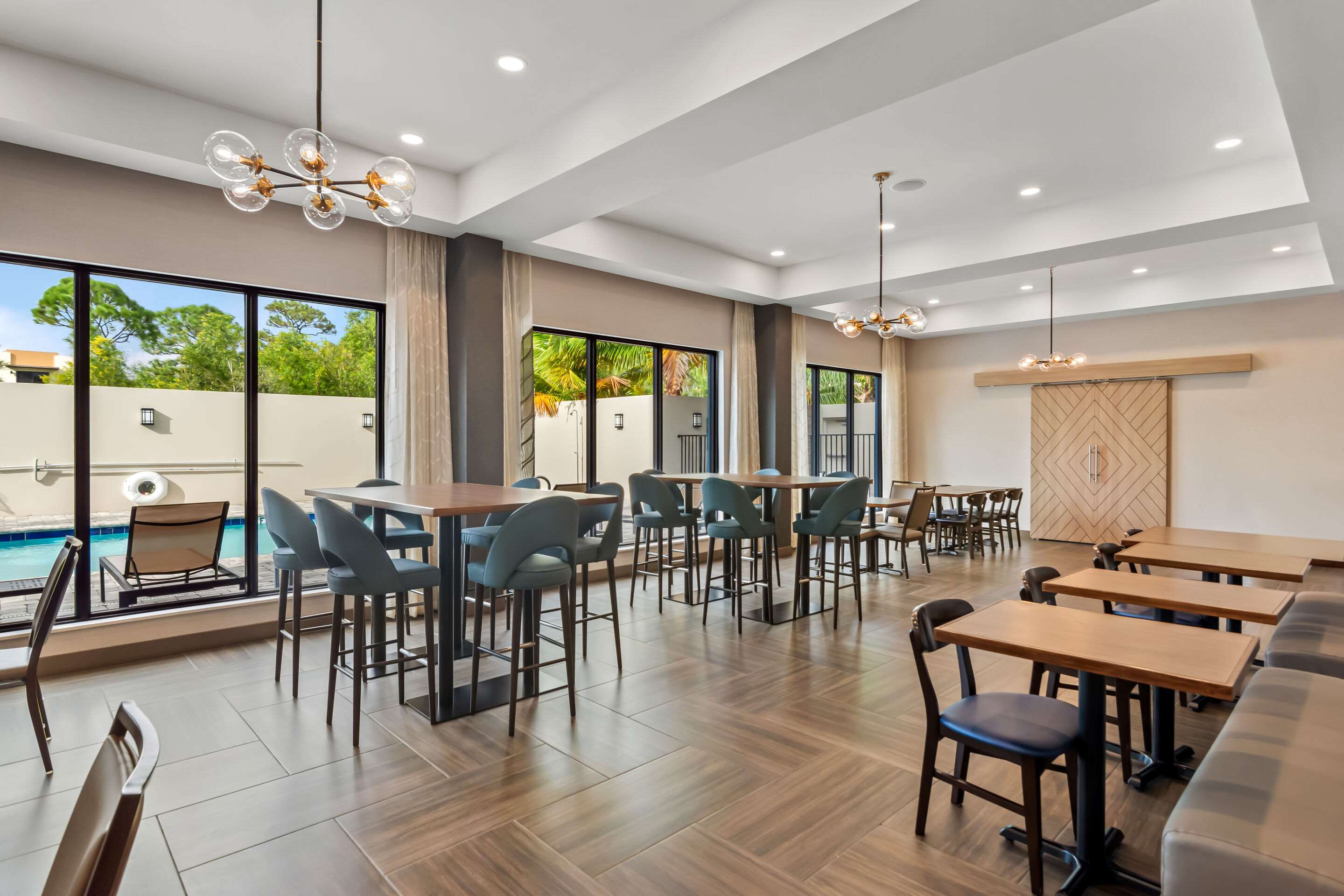 Breakfast area