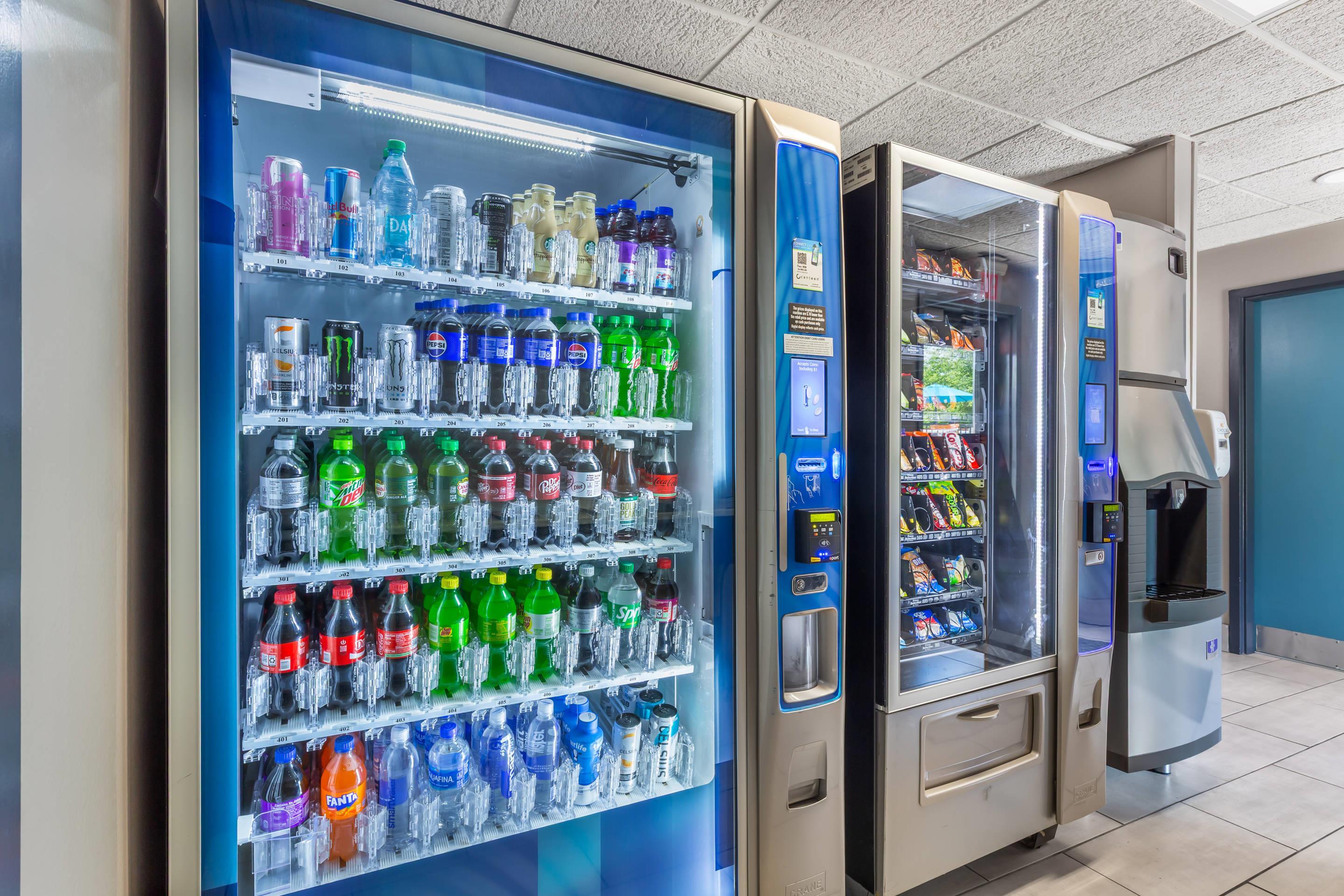 Hotel vending area | Quality Inn Wilmington