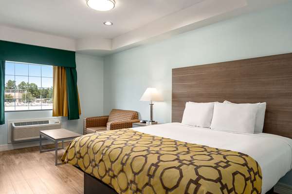  - Baymont Inn & Suites Kingwood