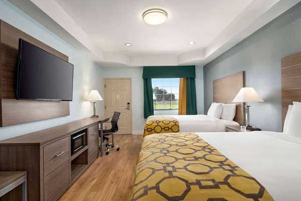  - Baymont Inn & Suites Kingwood