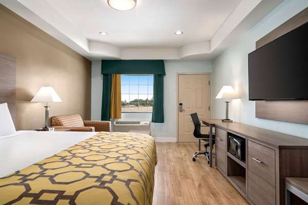  - Baymont Inn & Suites Kingwood