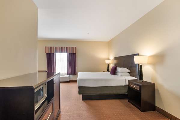 Suite - Knights Inn Bunkie - I-49, Exit 53