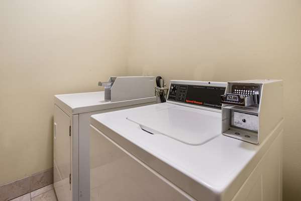  - Knights Inn Bunkie - I-49, Exit 53