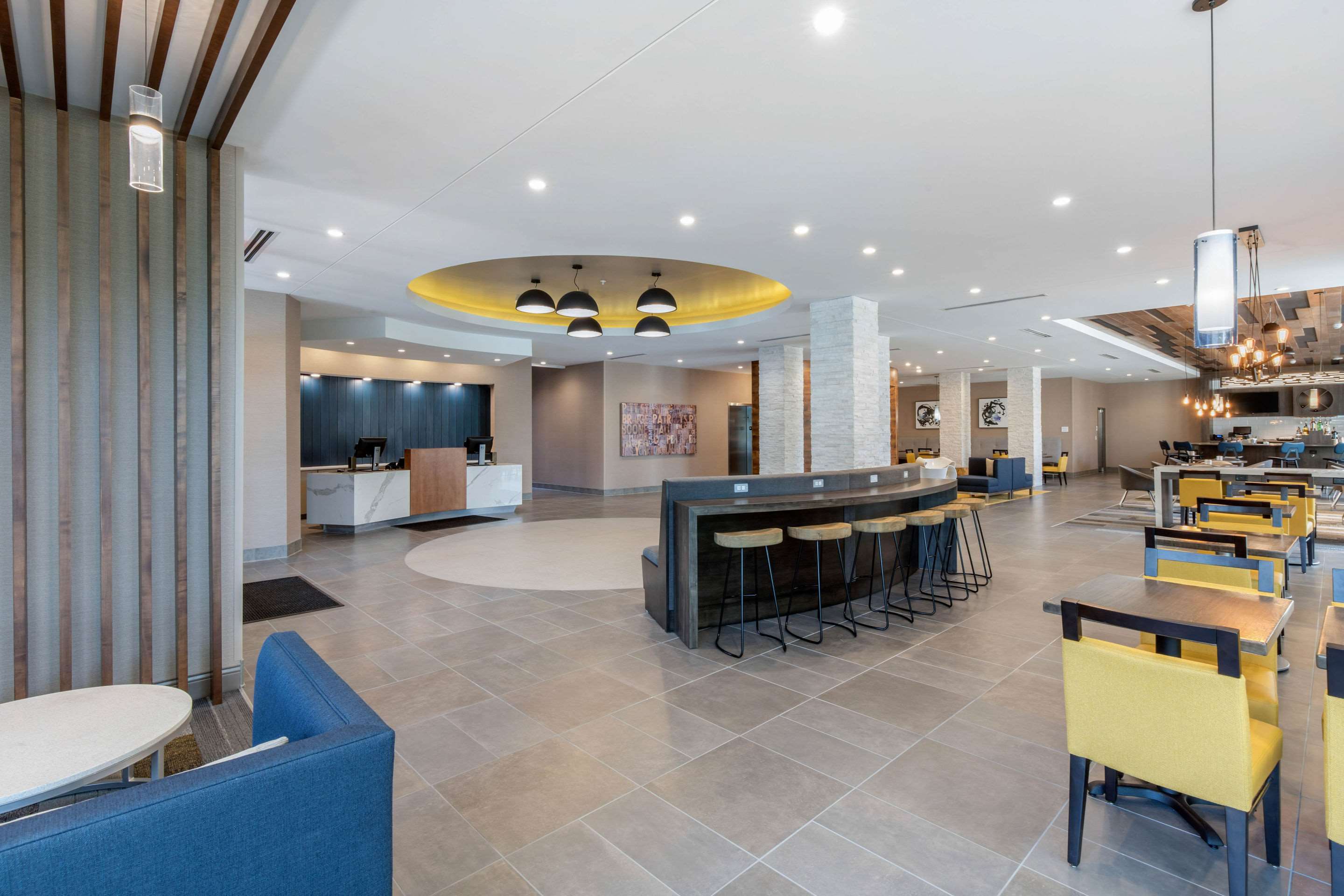 Hotel lobby | DoubleTree by Hilton Summerville Nexton