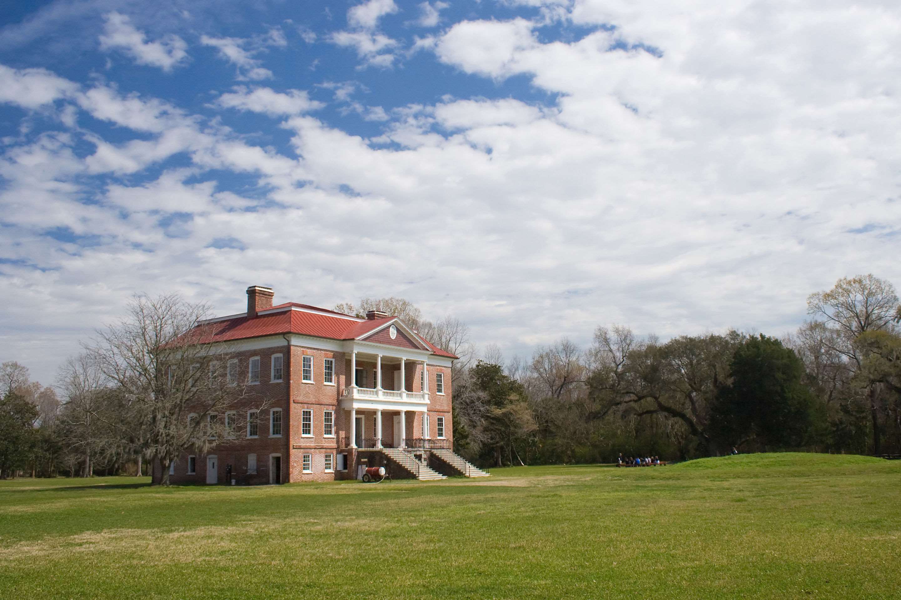 Drayton Hall is one of the most remarkable houses in North America | DoubleTree by Hilton Summerville Nexton