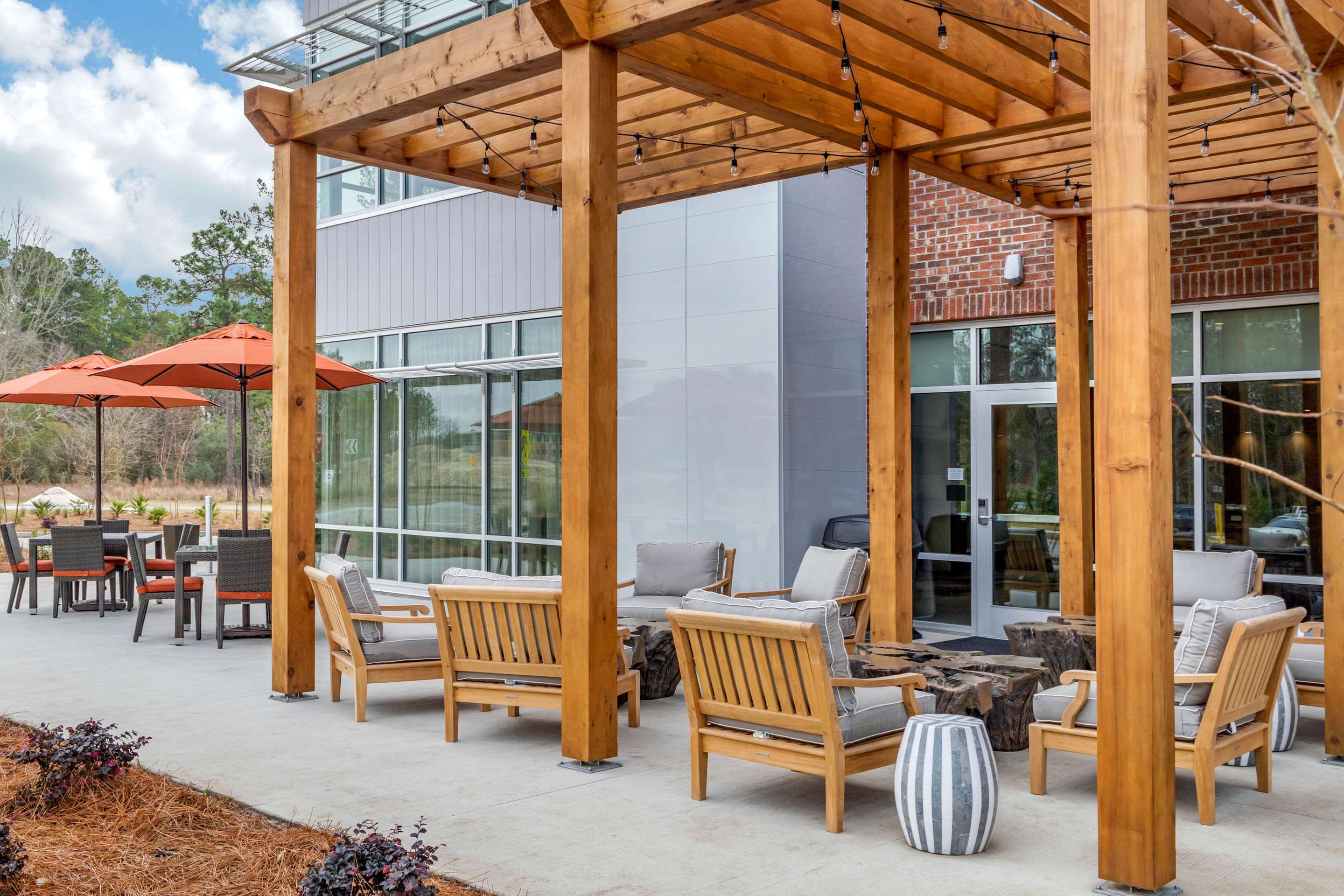 Hotel exterior | DoubleTree by Hilton Summerville Nexton