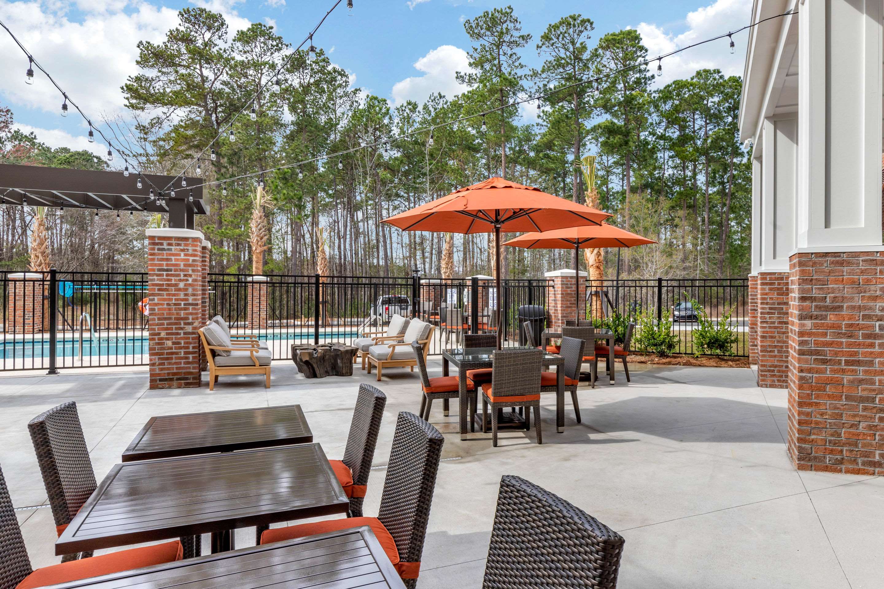 Outdoor patio | DoubleTree by Hilton Summerville Nexton