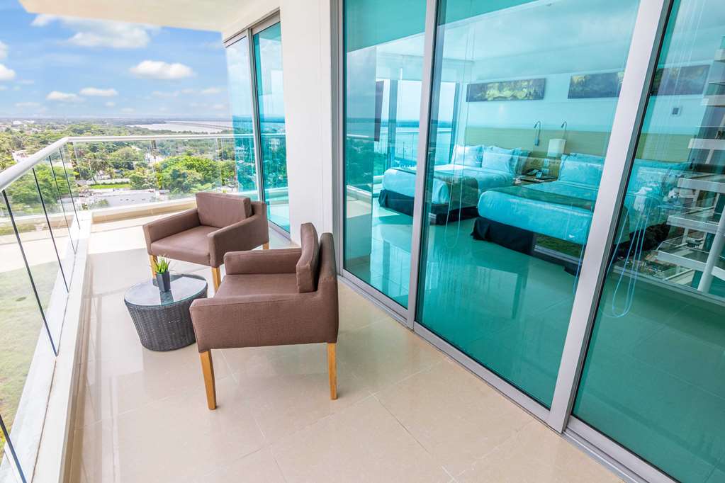 Sonesta Cartagena Hotel-guestroom-Guest Room,Balcony,Guest Room Amenity,On-Site.jpg