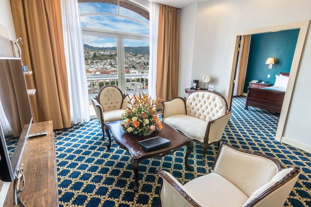 Sonesta Hotel Loja-guestroom-Guest Room,Suite,On-Site.jpg