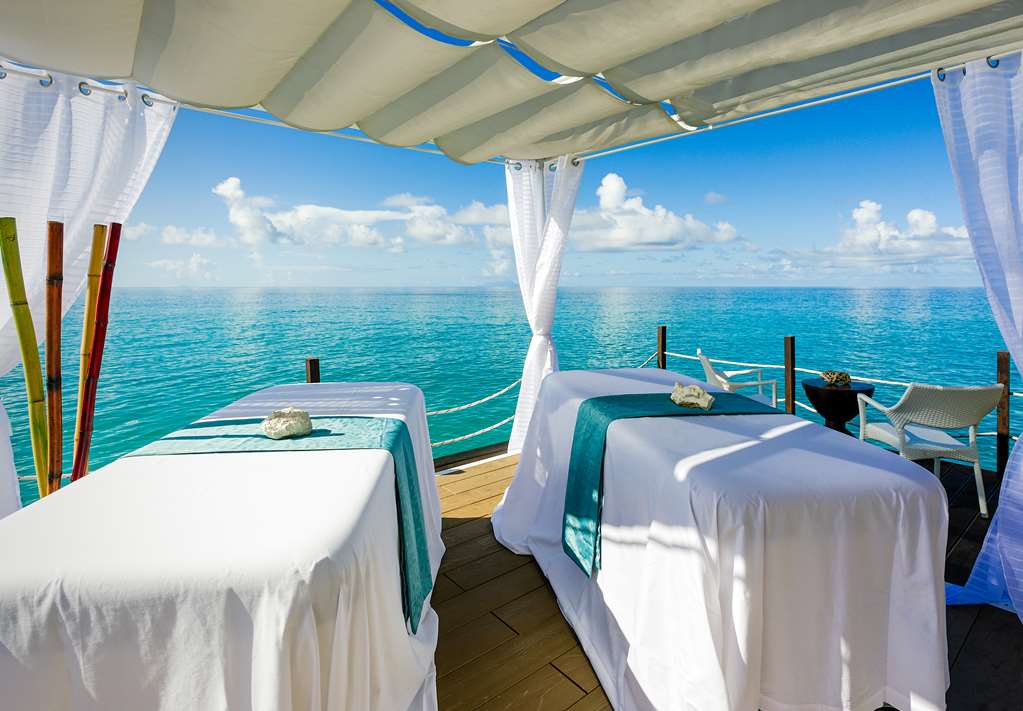 Sonesta Maho Beach Resort, Casino and Spa, All Inclusive