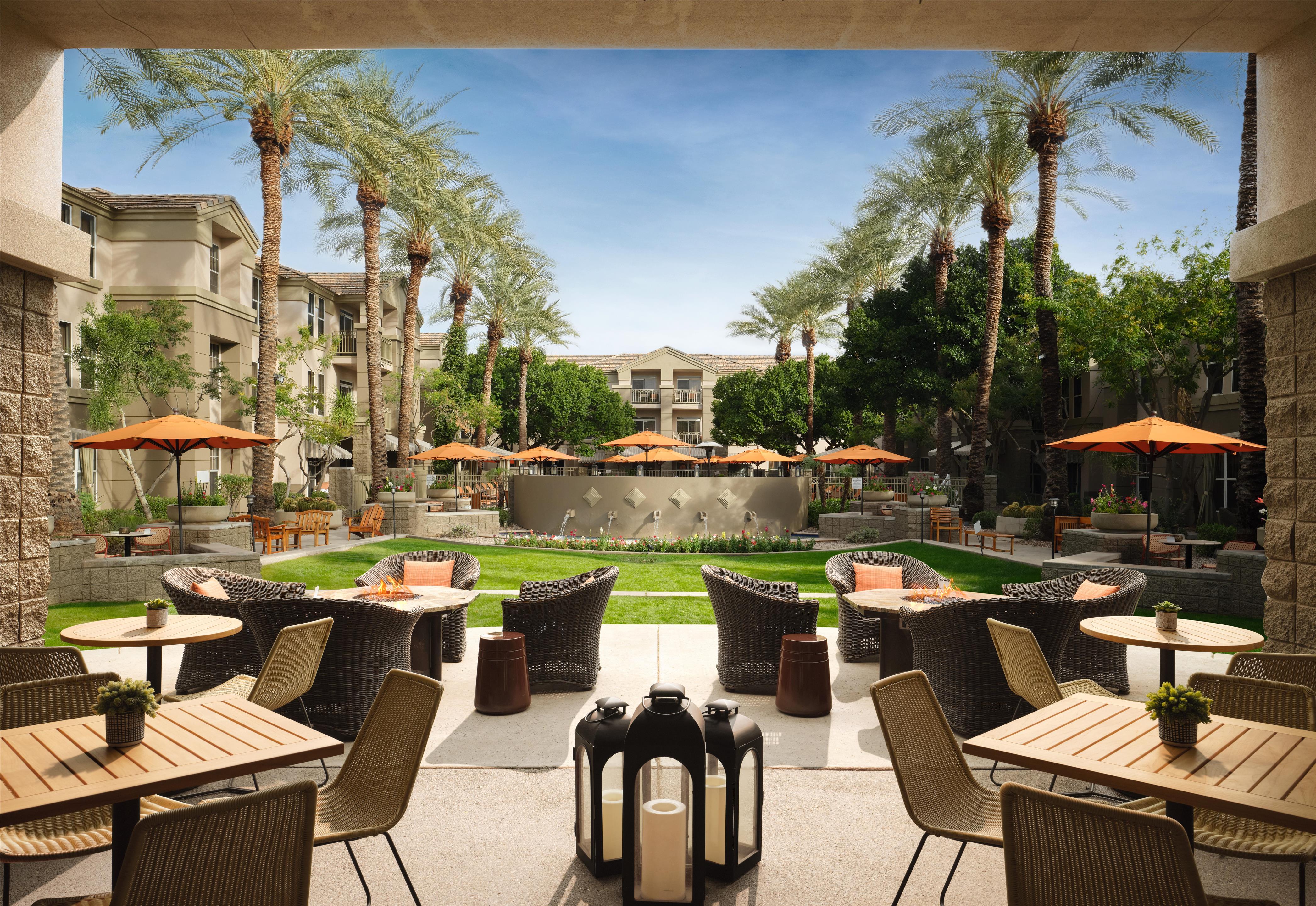 SHR ScottsdaleGaineyRanch Exterior Courtyard | Sonesta Suites Scottsdale Gainey Ranch