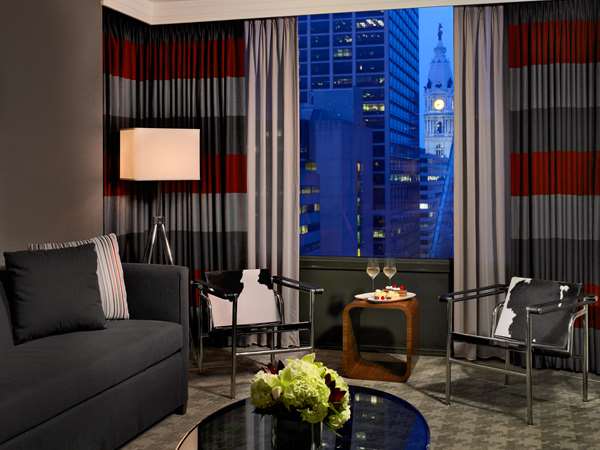 Suite - Sonesta Hotel Downtown Philadelphia - I-76, Exit 345