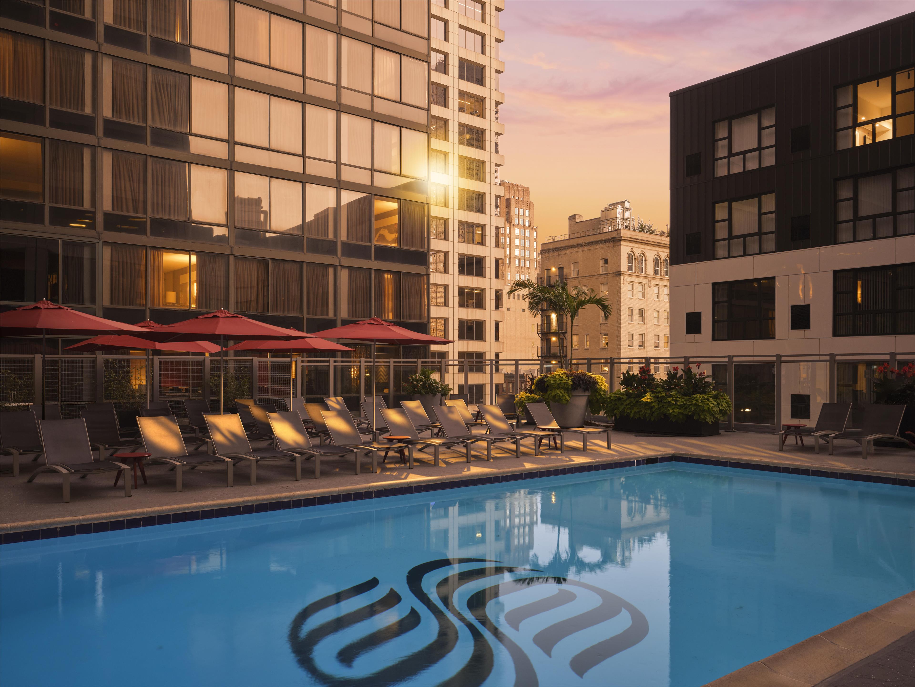 Sonesta Philly pool | Sonesta Philadelphia Rittenhouse Square