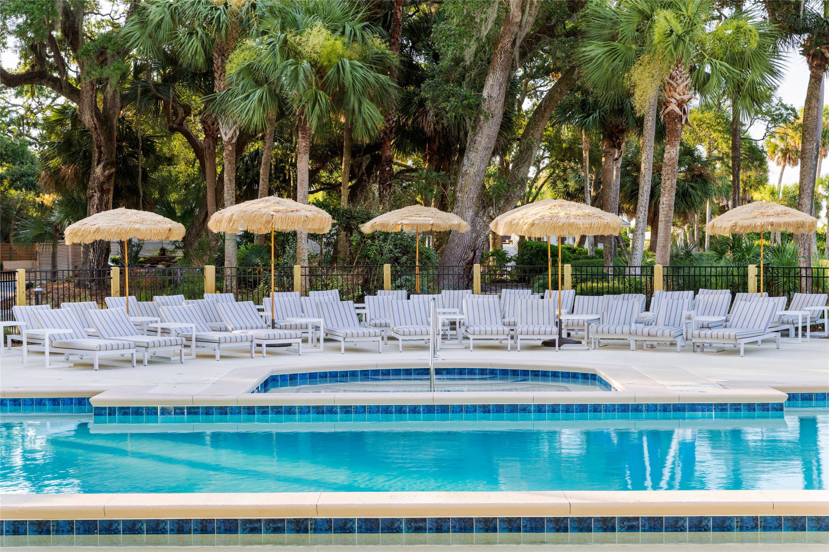 SHR HiltonHeadIsland Amenity RelaxationPool | Sonesta Resort Hilton Head Island