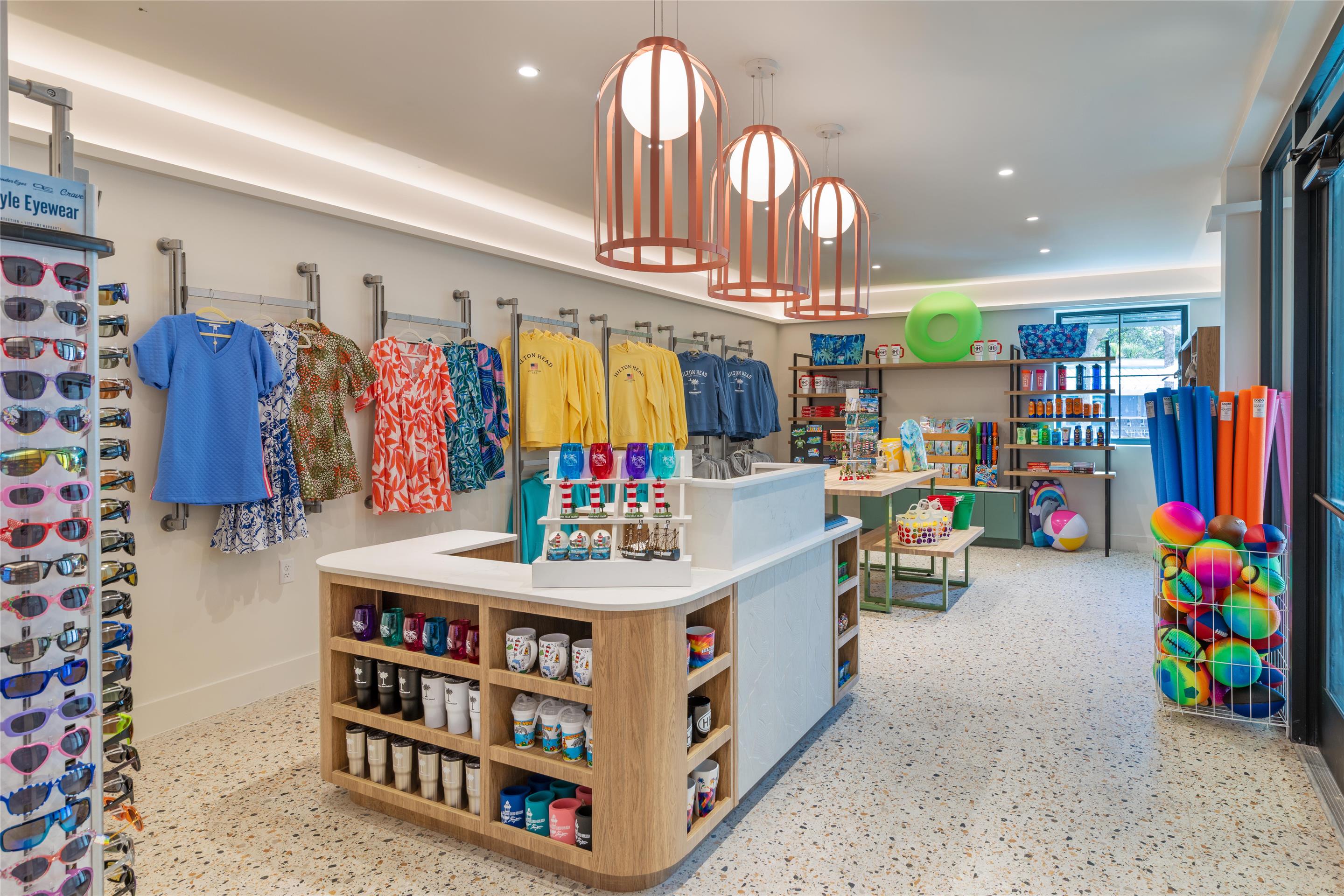 SHR HiltonHeadIsland Amenity SeasideShop | Sonesta Resort Hilton Head Island