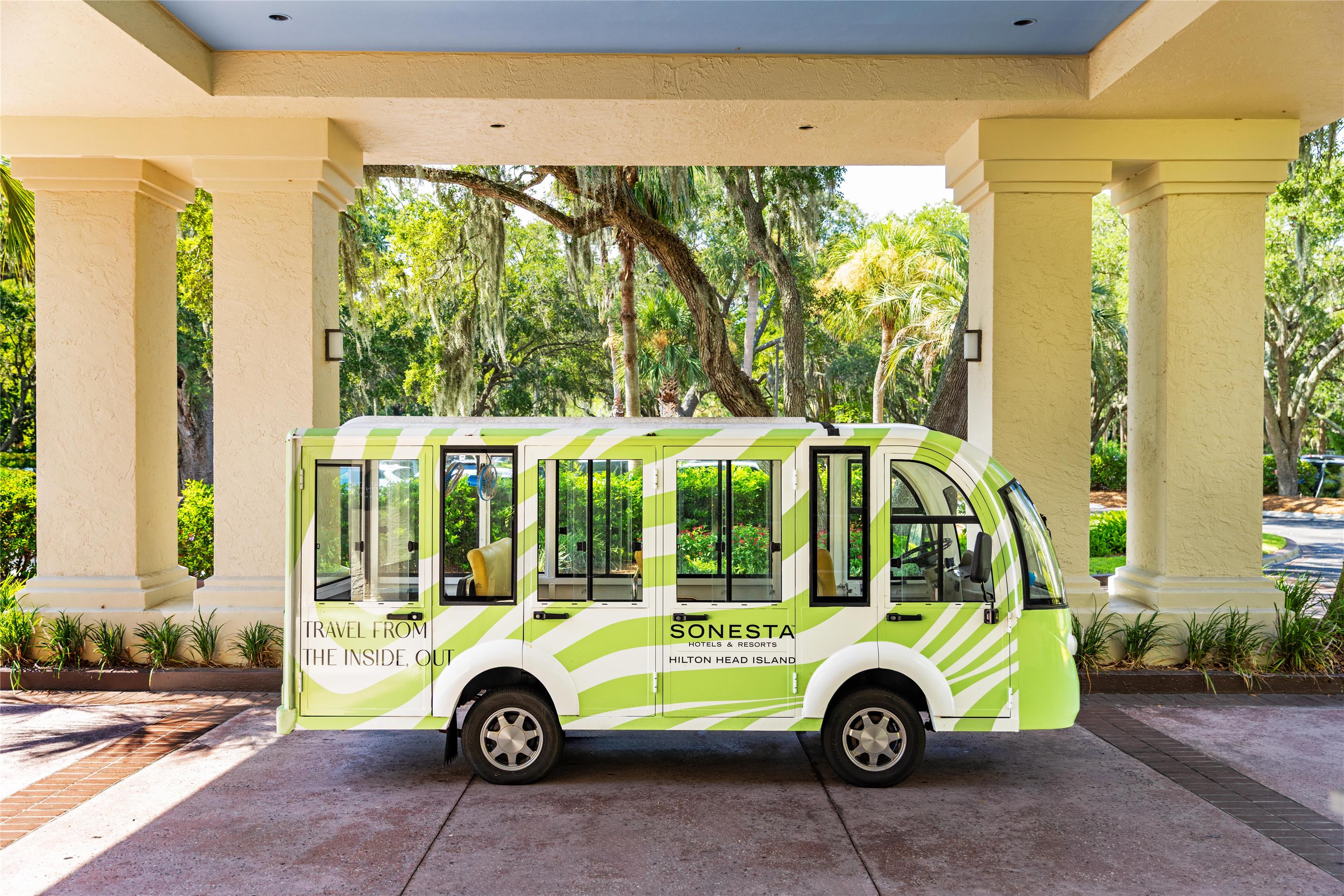 SHR HiltonHeadIsland Amenity VanGolfCart | Sonesta Resort Hilton Head Island