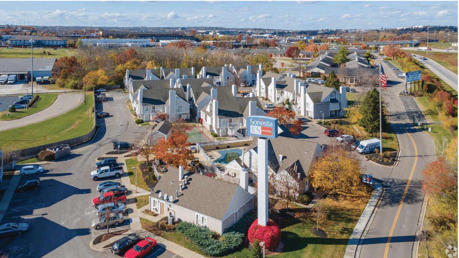 SES CincinnatiSharonvilleWest Exterior Aerial | Sonesta ES Suites Cincinnati - Sharonville West