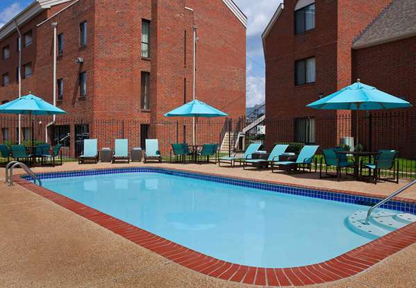 Pool - Sonesta ES Suites East Memphis