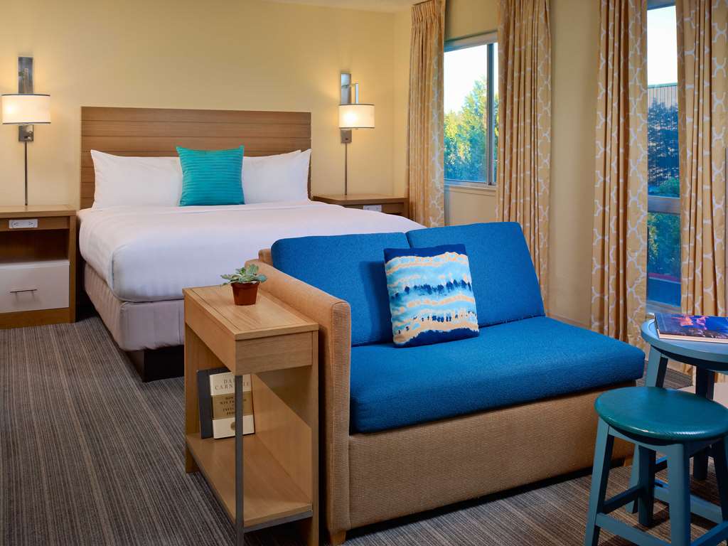 Sonesta ES Suites Flagstaff-guestroom-Guest Room,Suite,On-Site.jpg
