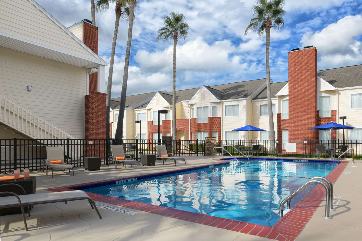 Sonesta ES Suites NASA Clear Lake Houston, TX See Discounts