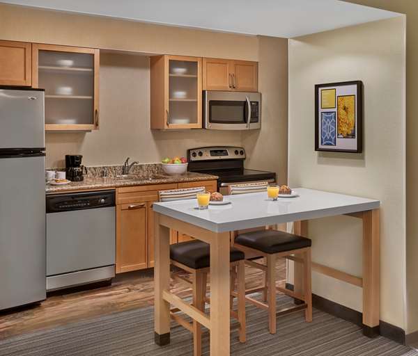 Suite - Sonesta ES Suites Blue Ash - I-275, Exit 47