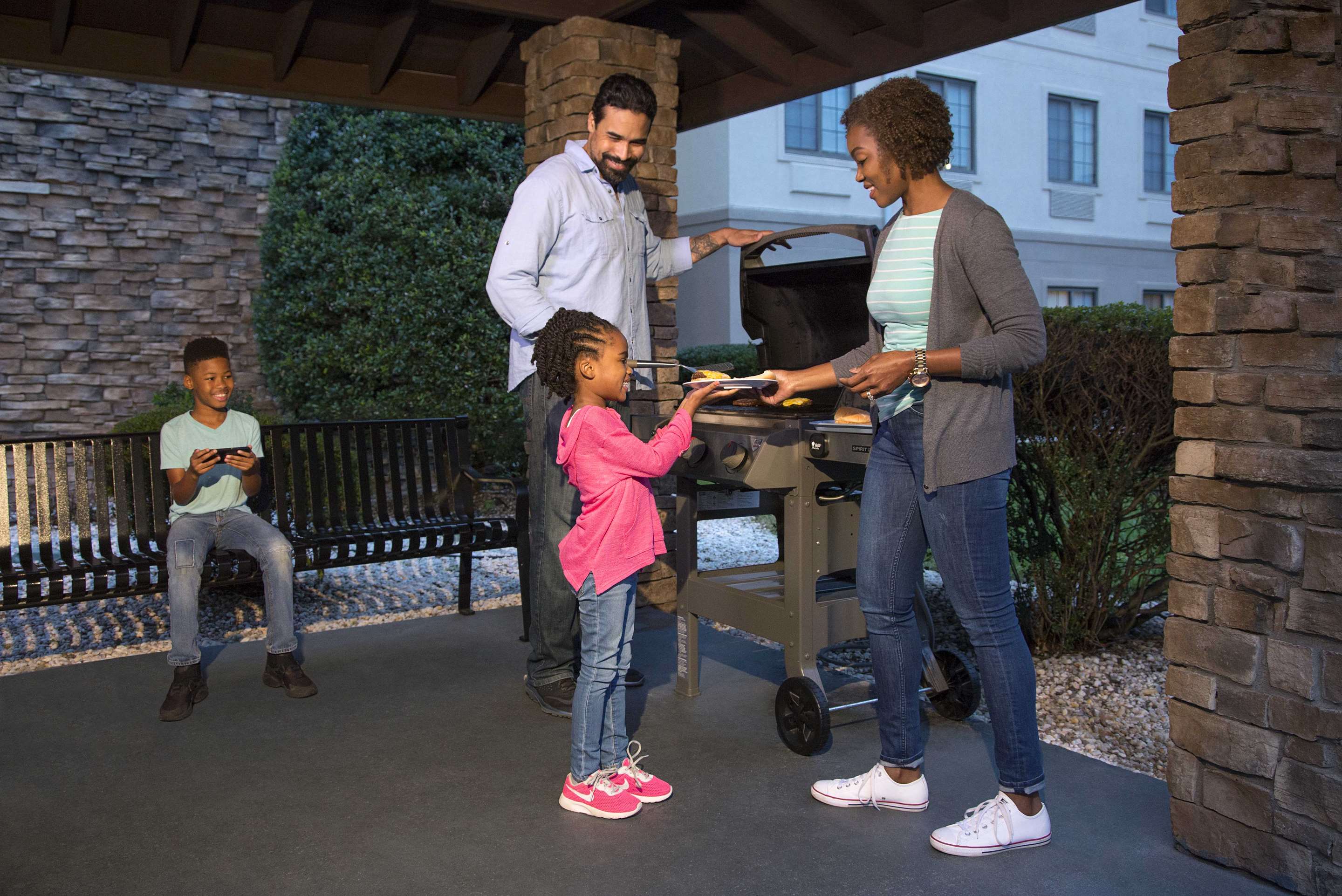 Outdoor BBQ Grills | Sonesta ES Suites Charlotte Arrowood