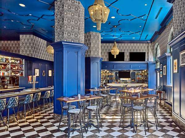 Bar - Chase Park Plaza Hotel St Louis