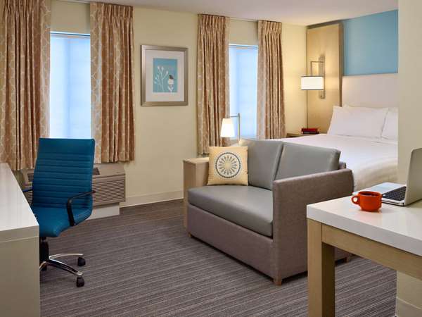 Suite - Sonesta ES Suites Burlington