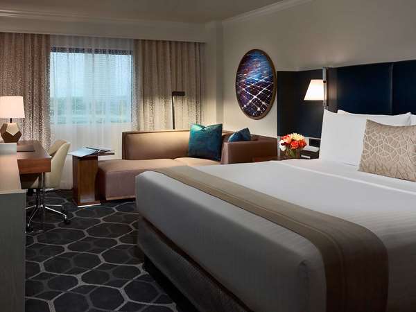 - Royal Sonesta Hotel Houston