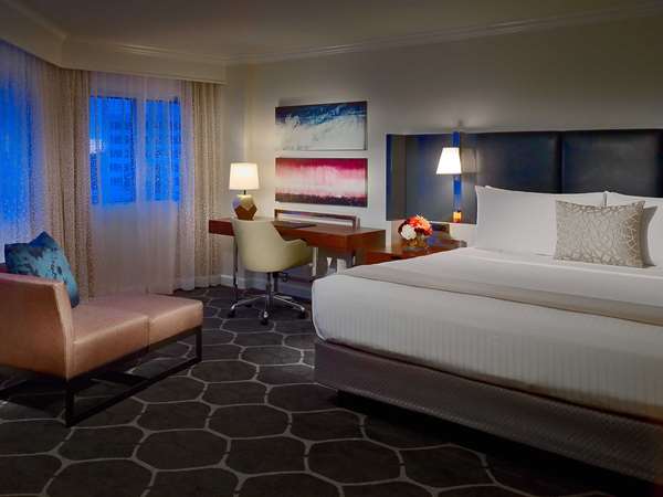  - Royal Sonesta Hotel Houston