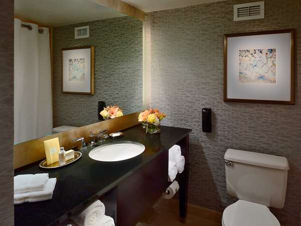  - Royal Sonesta Hotel Houston