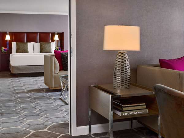 Suite - Royal Sonesta Hotel Houston